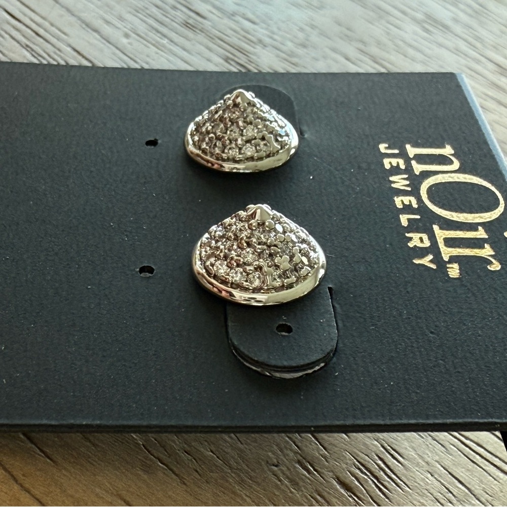nOir Jewelry Silver Stud Earrings